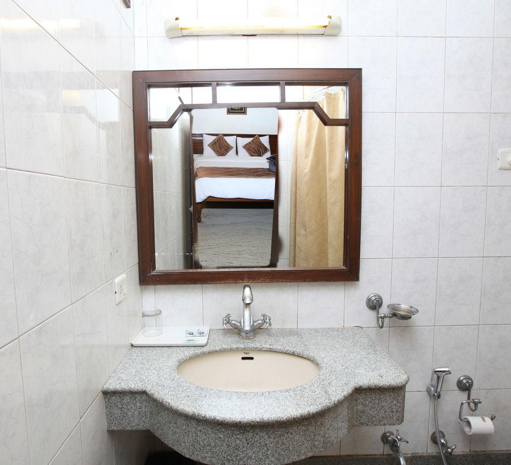 Fabhotel Lord Inn New Delhi Luaran gambar